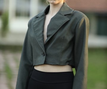 015 - Kadın Deri Kısa Blazer Ceket 